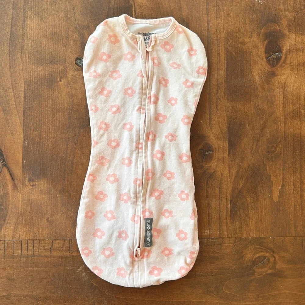 SwaddleMe 0-2 Months Swaddle Wrap Pod Sleep Sack Pink Flowers